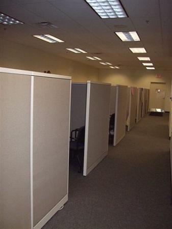 Cubicles in Rows Milwaukee