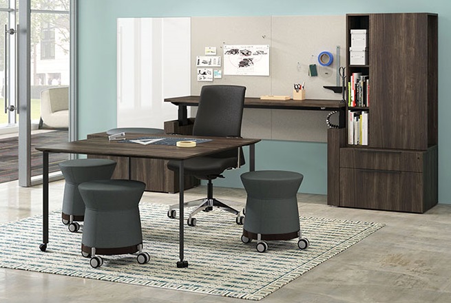 Community Brand Desk and Chair