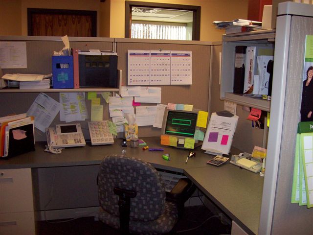 Office Workstation for Menomonee Falls Company